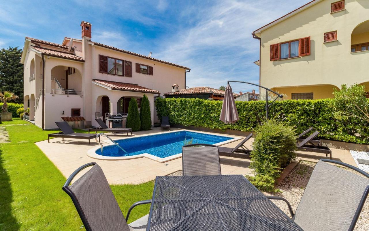 Apartmani Kazun - App 4 - Ferienhaus Fazana Exterior photo